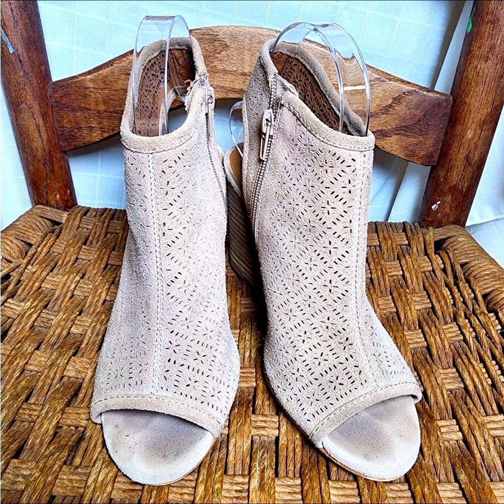 Lucky Brand Suede Wedges
